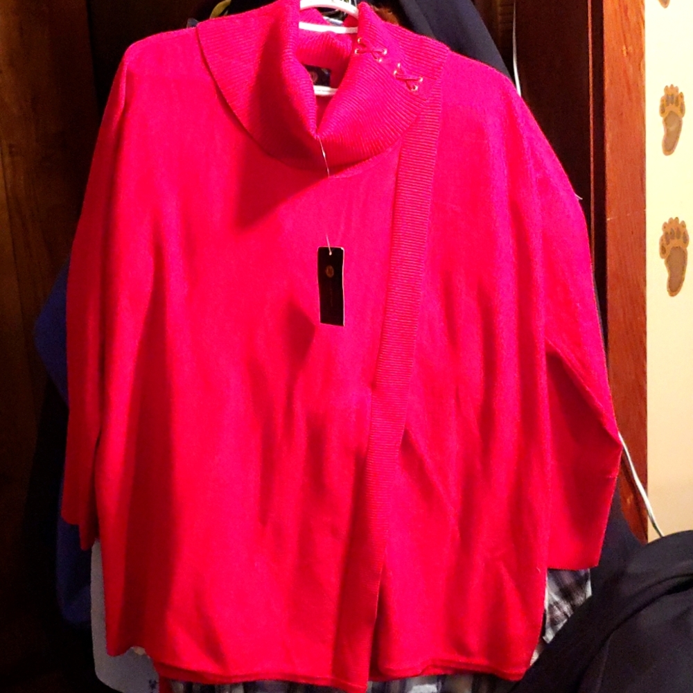 Red JM Collection Sweater Size Large